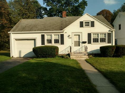 Newly Renovated Three Bedroom One Bathroom <b>Single</b> Family Home. . Single houses for rent in rochester ny